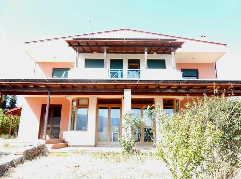 Willa 4 pokoi 340 m² Sykamino, Grecja