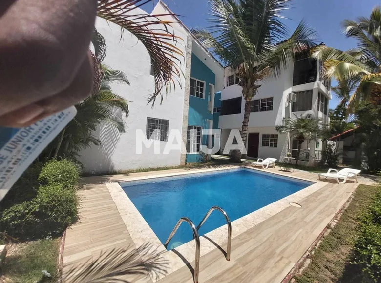 Commercial property 1 000 m² in Bavaro, Dominican Republic