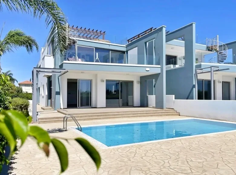 3 bedroom apartment 140 m² Pervolia, Cyprus