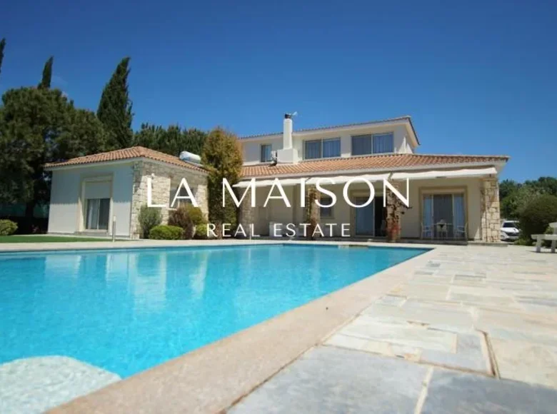 4 bedroom house 370 m² Kissonerga, Cyprus