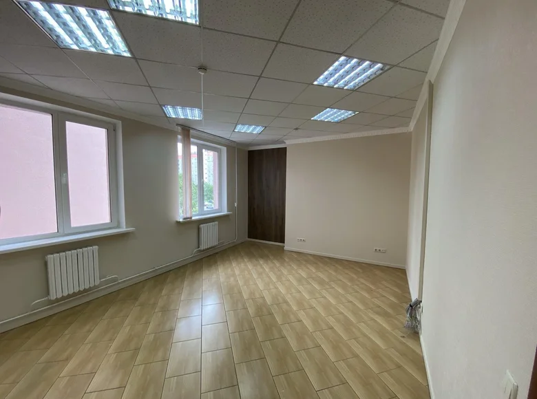 Офис 6 комнат 116 м² в Минске, Беларусь