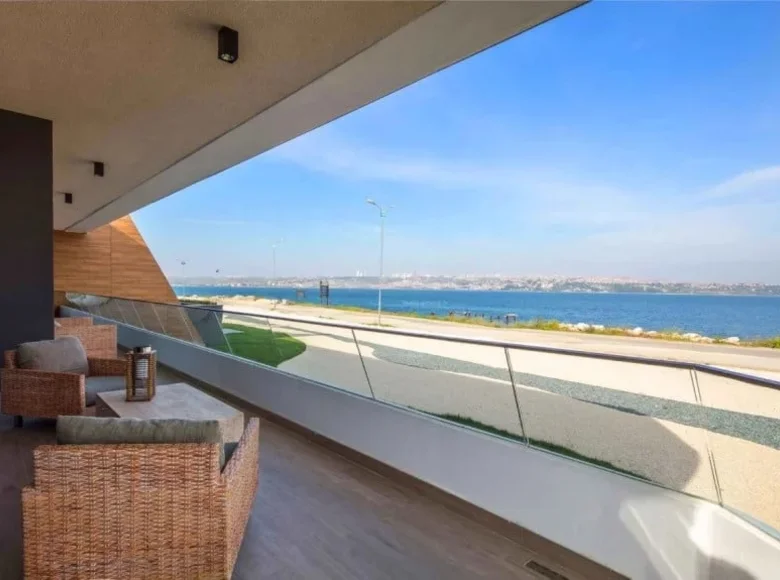 5 bedroom apartment 243 m², Turkey