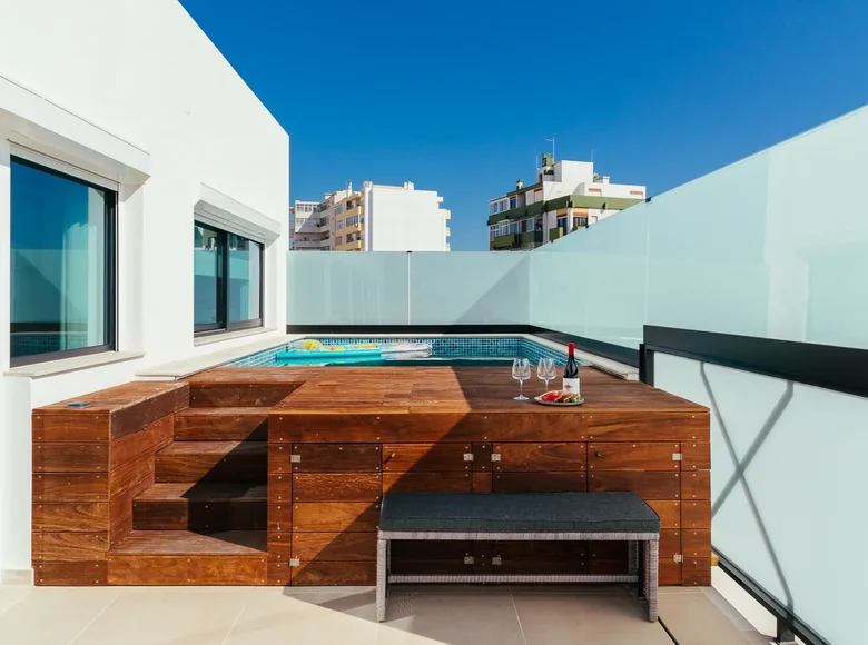 3 bedroom apartment 148 m² Faro, Portugal
