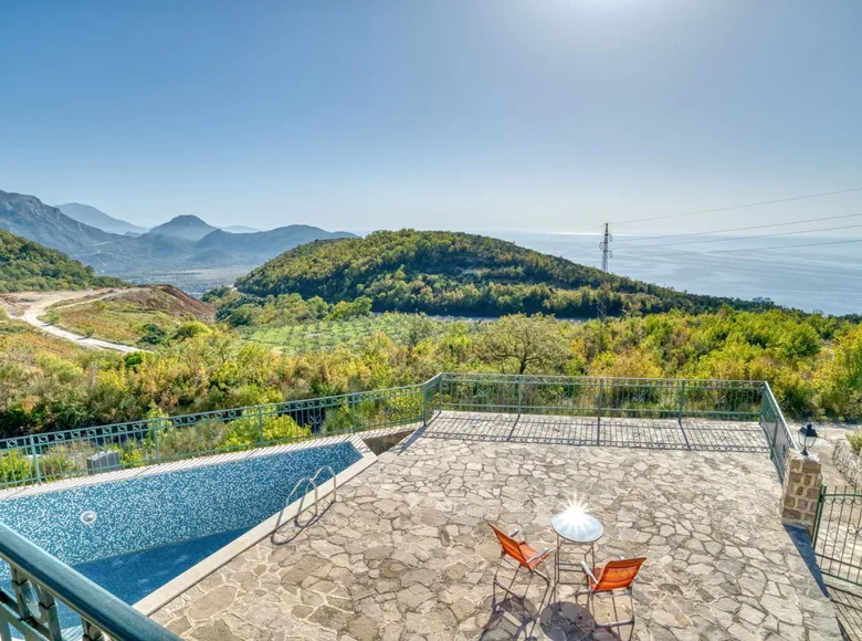 Villa de 9 pièces 388 m² Petrovac, Monténégro