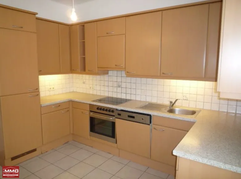 Investition 5 652 m² Wiener Neustadt, Österreich