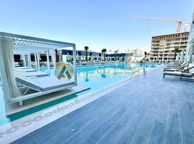 2 bedroom apartment 1 761 m² Dubai, United Arab Emirates