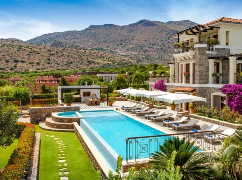 5 bedroom villa 632 m² Municipality of Agios Nikolaos, Greece