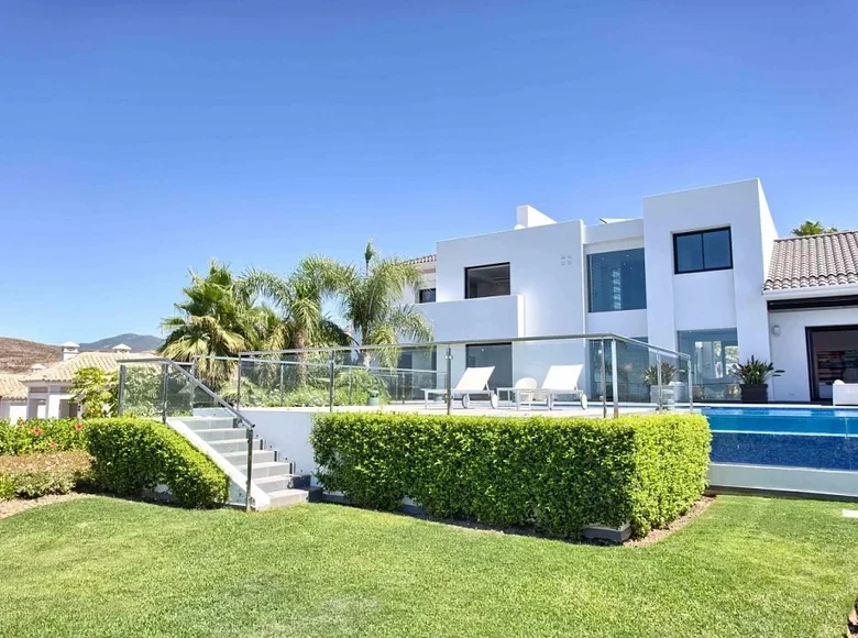 5 bedroom villa 610 m² Benahavis, Spain