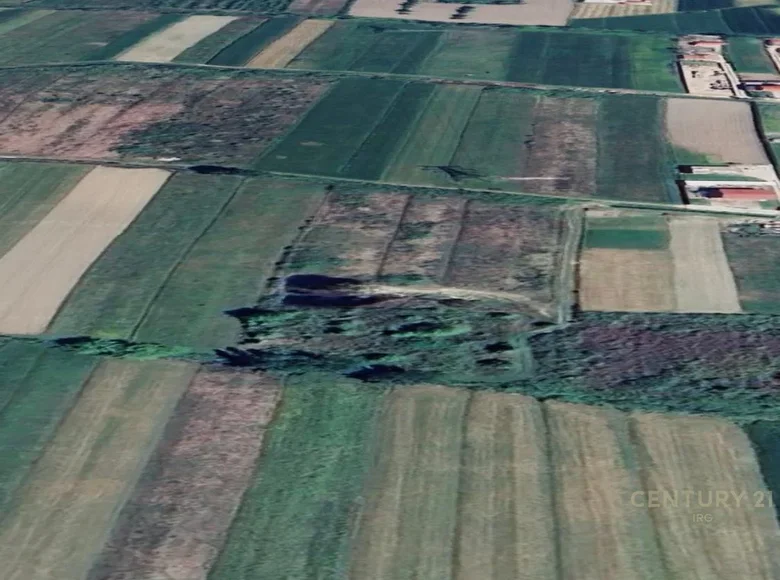 Atterrir 9 000 m² Preze, Albanie