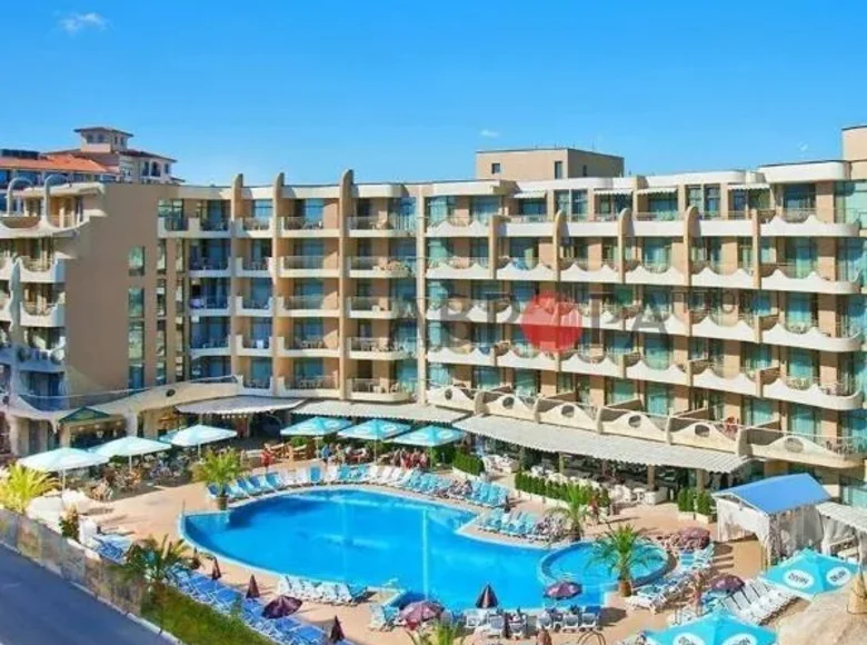 Квартира 1 спальня  Несебр, Болгария