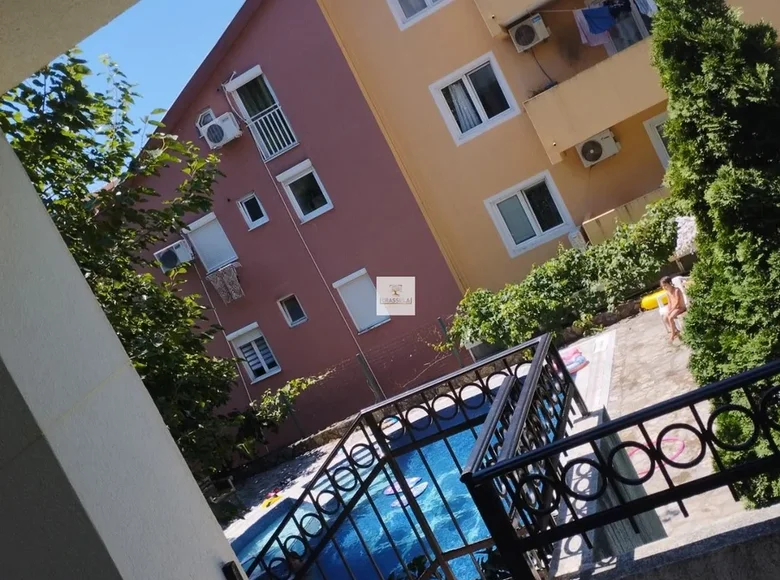 2 bedroom apartment 80 m² in Budva, Montenegro