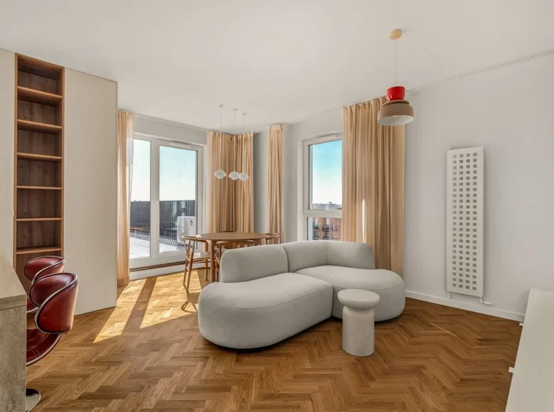 4 room apartment 81 m² in Warsaw, Poland