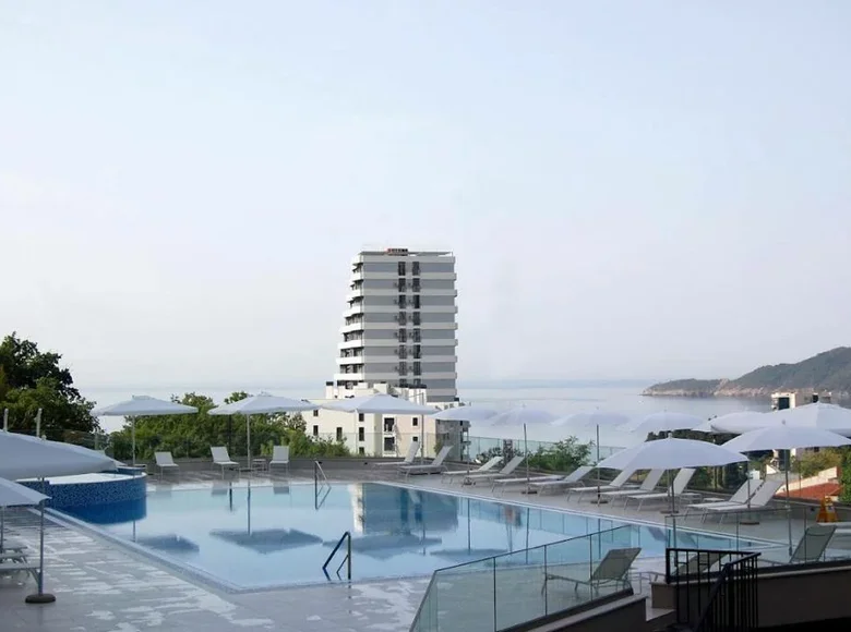 Квартира 2 спальни 63 м² Бечичи, Черногория