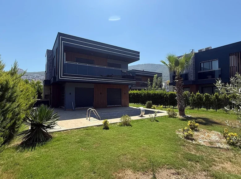 Willa 5 pokojów 140 m² Kusadasi, Turcja
