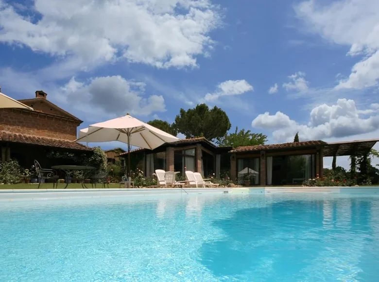 Villa 19 habitaciones 638 m² Narni, Italia