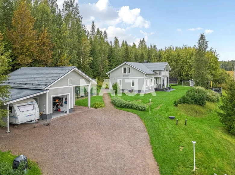 Дом 8 комнат 218 м² Ohkola, Финляндия