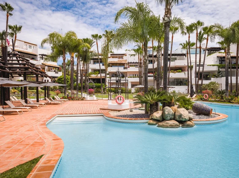 Wohnung 3 Schlafzimmer 199 m² Marbella, Spanien
