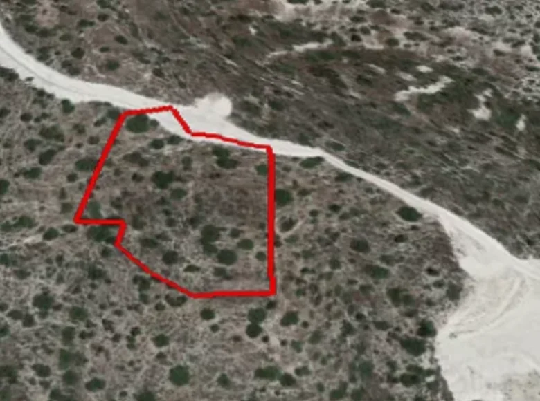 Parcelas  Agios Tychonas, Chipre