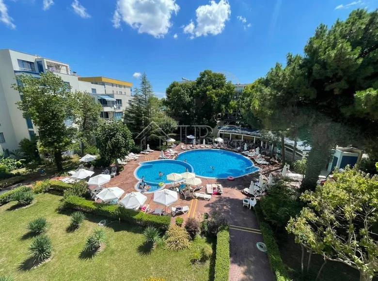 Квартира 2 комнаты 72 м² Несебр, Болгария