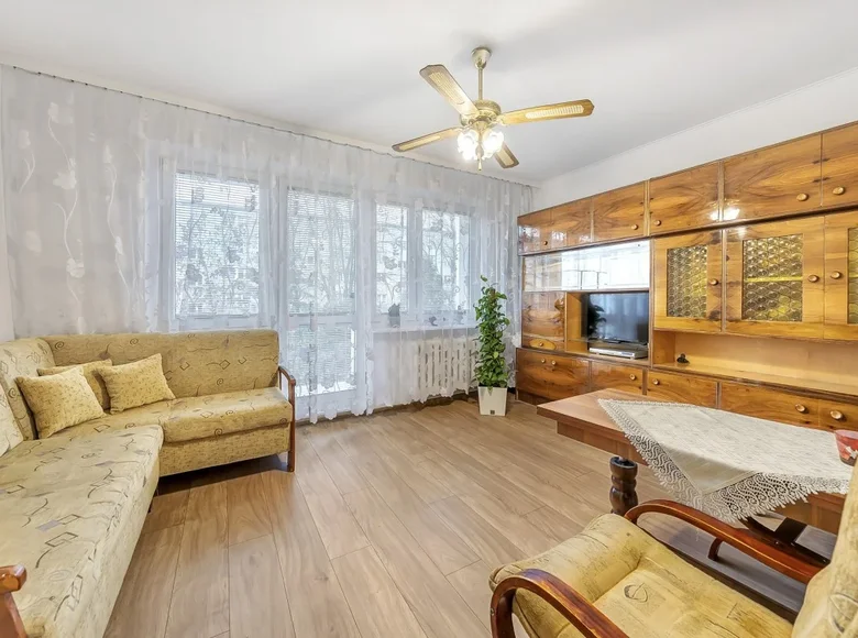 Квартира 3 комнаты 53 м² в Лодзи, Польша