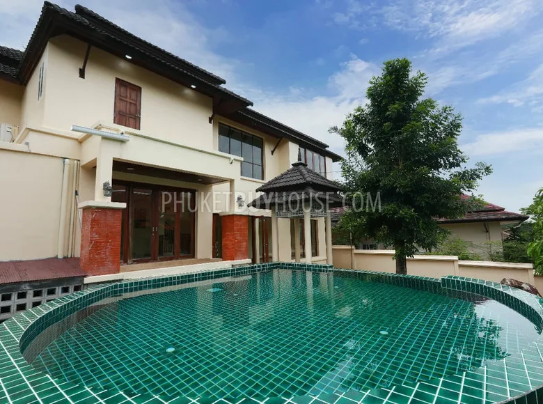 Вилла 3 спальни 350 м² Чалонг, Таиланд