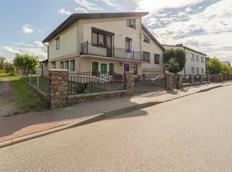 Дом 6 спален 242 м² Smolice, Польша