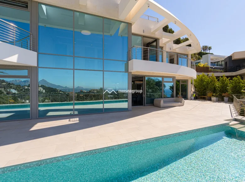 villa de 5 dormitorios 324 m² Montenegro, Montenegro