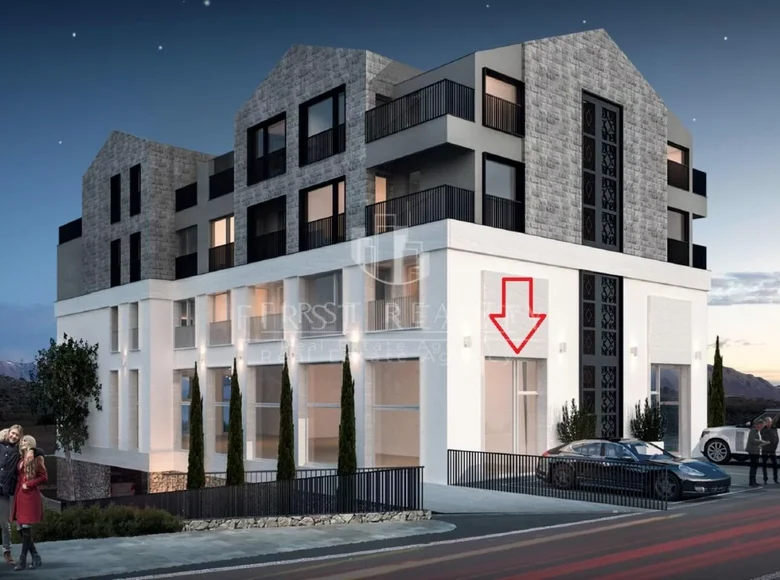 Commercial space for a store or restaurant