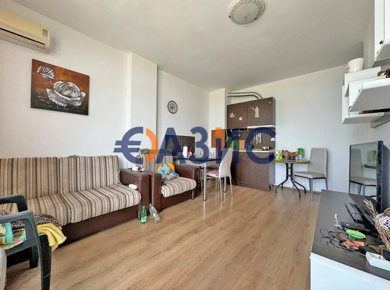 2 bedroom apartment 65 m² Nesebar, Bulgaria
