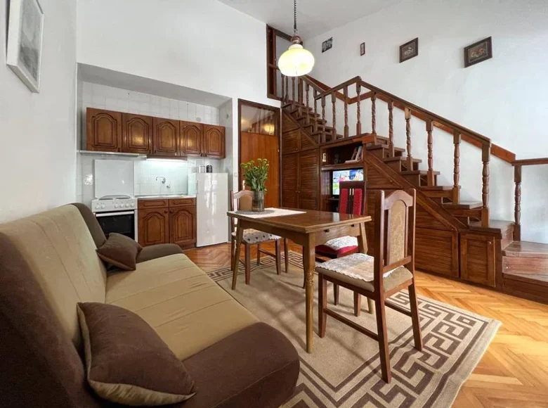 Квартира 1 спальня 47 м² Сутоморе, Черногория