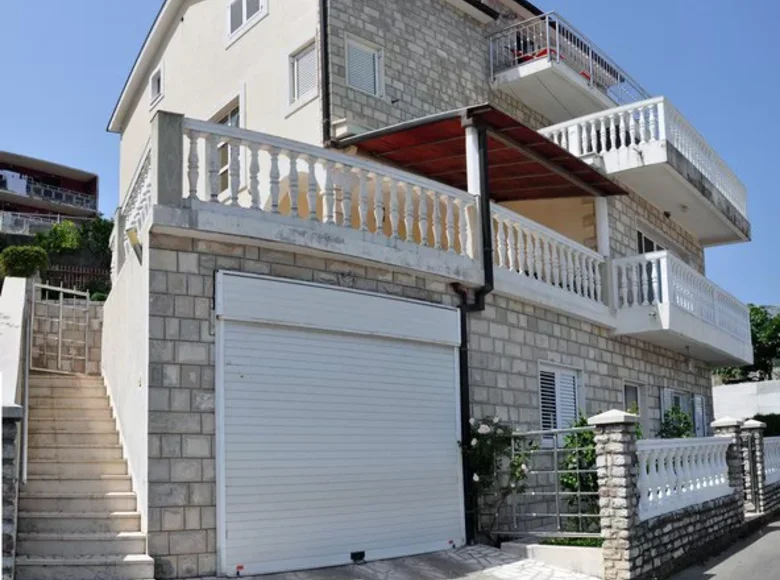 Maison 6 chambres  Herceg Novi, Monténégro