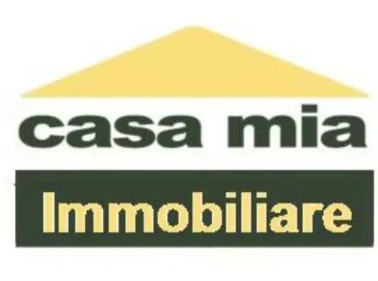 House 2 000 m² Terni, Italy