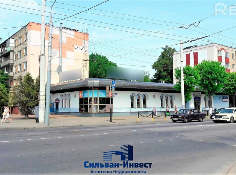 Shop 576 m² in Homyel, Belarus
