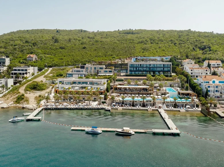 2 bedroom apartment 190 m² Durasevici, Montenegro