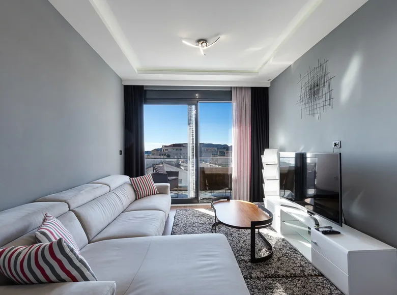 1 bedroom apartment  Becici, Montenegro