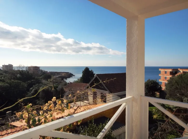 Casa 2 habitaciones  Dobra Voda, Montenegro