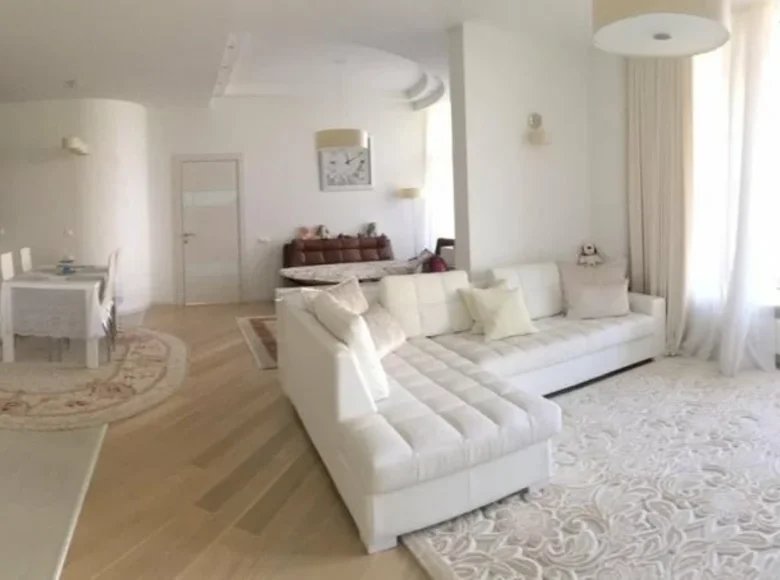Apartamento 3 habitaciones 171 m² Sochi, Rusia