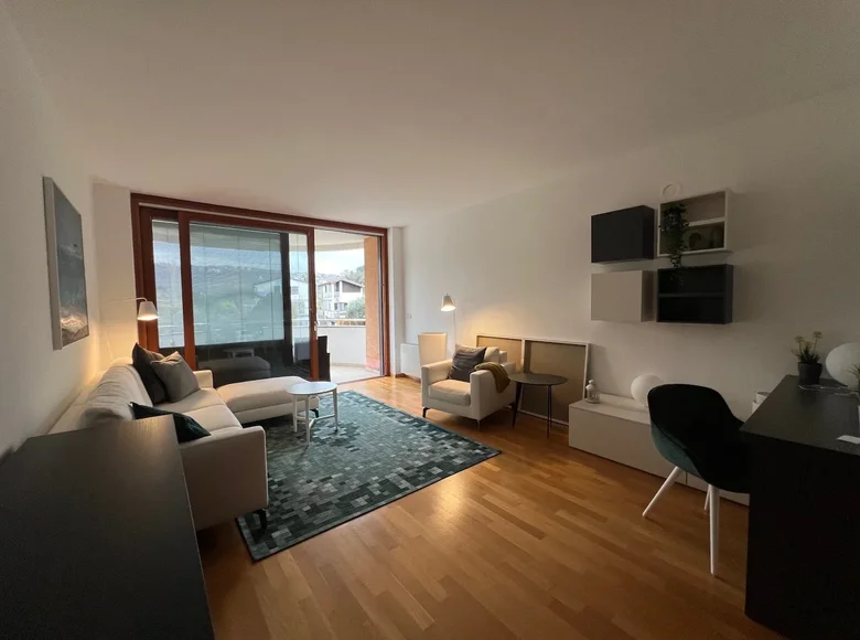 Mieszkanie 96 m², World