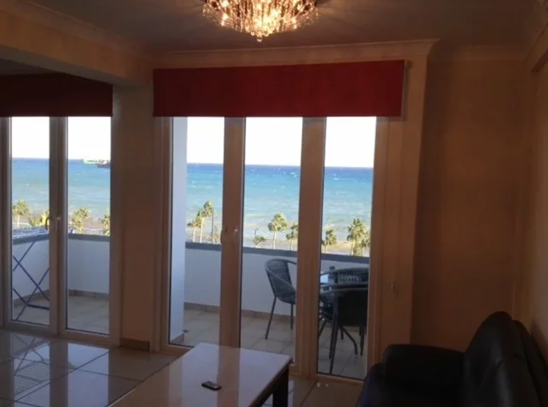 Mieszkanie 2 pokoi 65 m² Limassol District, Cypr