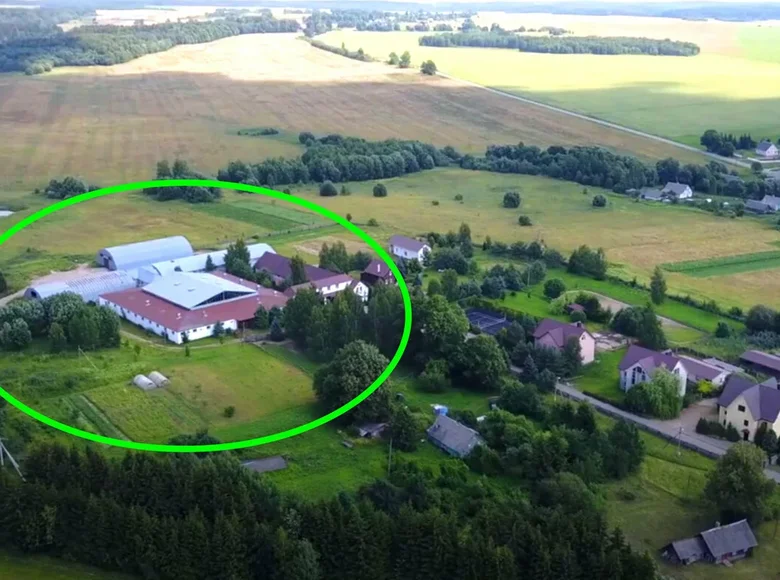 Propiedad comercial 3 210 m² en Zupranski sielski Saviet, Belarús
