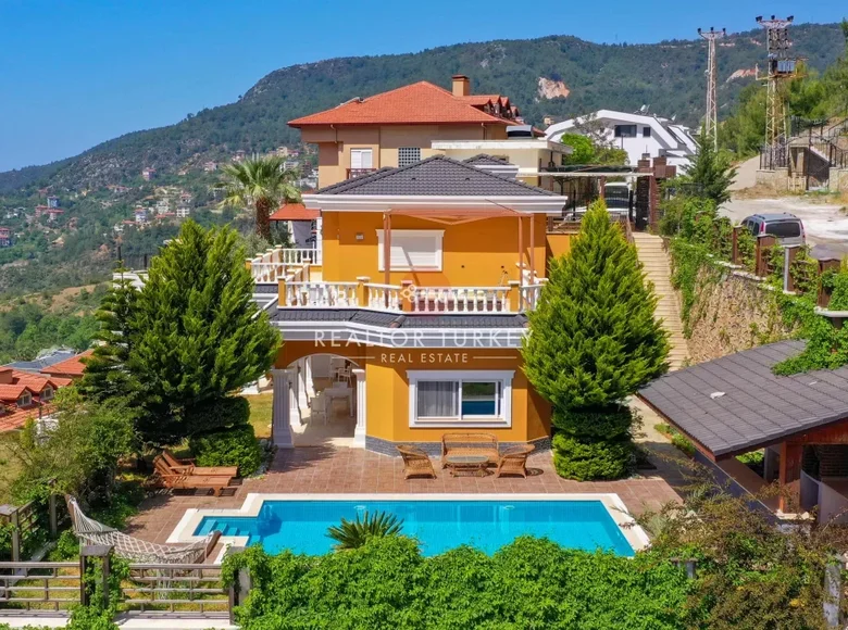 4 bedroom house 300 m² Alanya, Turkey