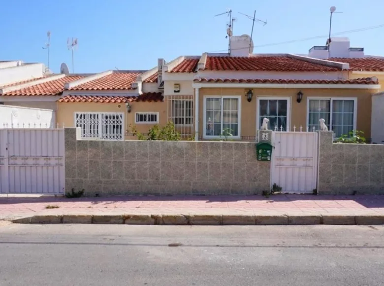 Townhouse 1 bedroom 80 m² Torrevieja, Spain