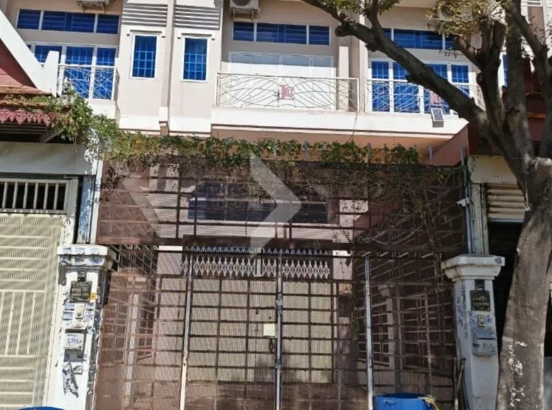 Коммерческое помещение 7 комнат  в Sangkat Phnom Penh Thmei, Камбоджа