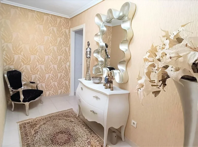 Apartamento 3 habitaciones 90 m² Izhevsk, Rusia