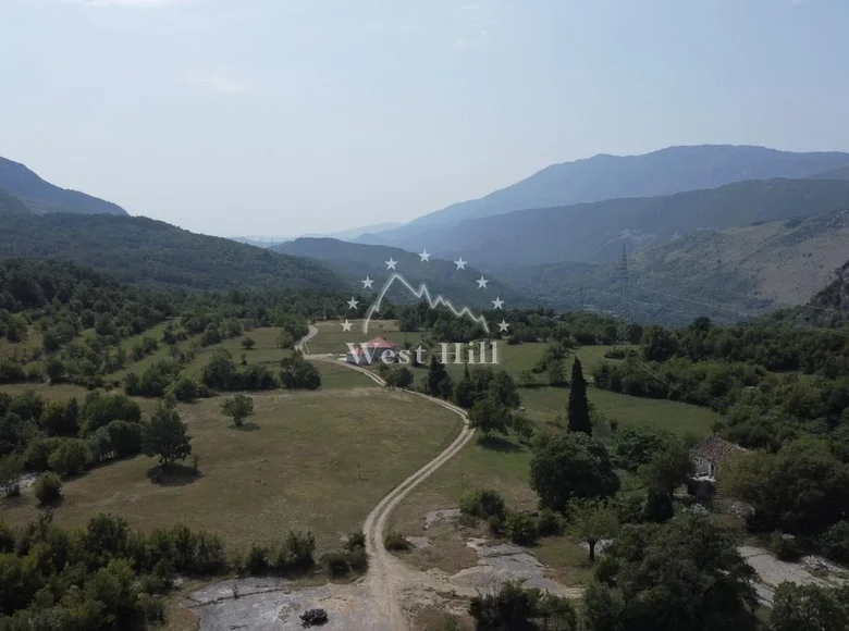 Parcelas  Niksic, Montenegro