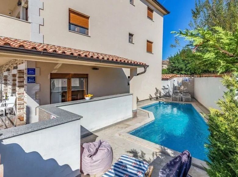 Hôtel 484 m² à Grad Pula, Croatie