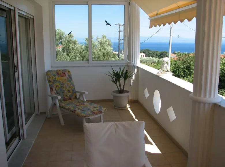 4 bedroom Villa 240 m² Kriopigi, Greece