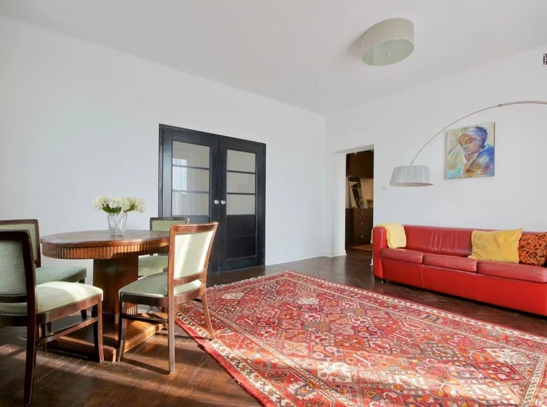 3 room apartment 68 m² in Warsaw, Poland