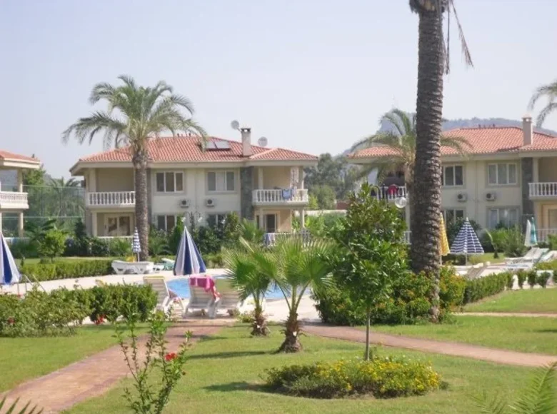 Stadthaus 3 Schlafzimmer 180 m² Camyuva, Türkei
