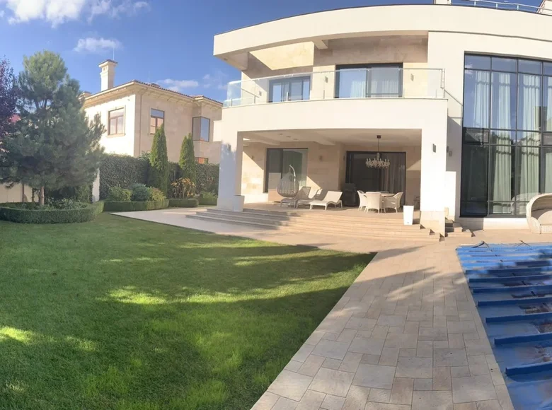 Дом 5 комнат 585 м² Лиманка, Украина